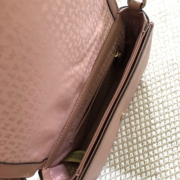 Pink Kate Spade cross body purse - Picture 3 of 4